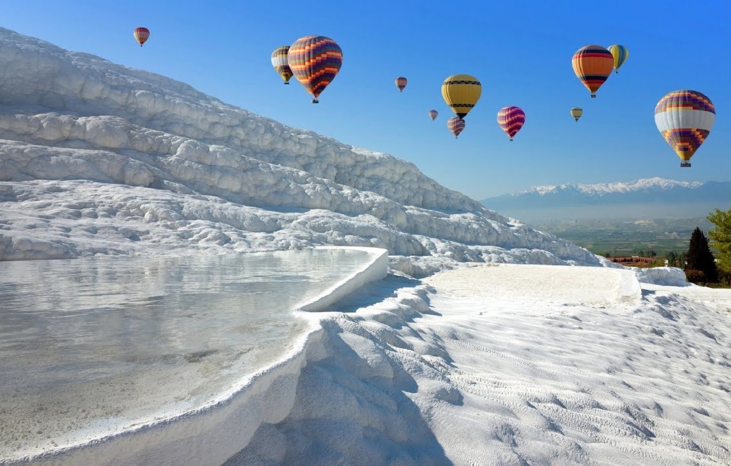 2 Days / 1 Night Pamukkale With Hot Air Balloon Tour From Kusadasi By Bus