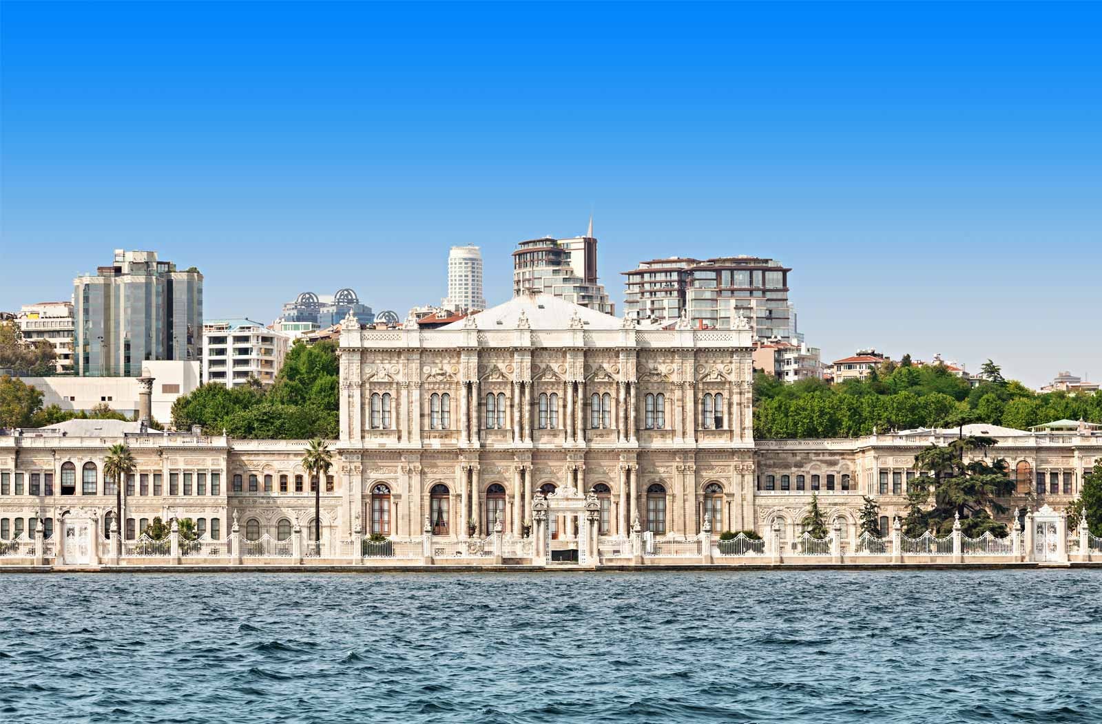 2 Days / 1 Night Istanbul Tour From Kusadasi By Flight