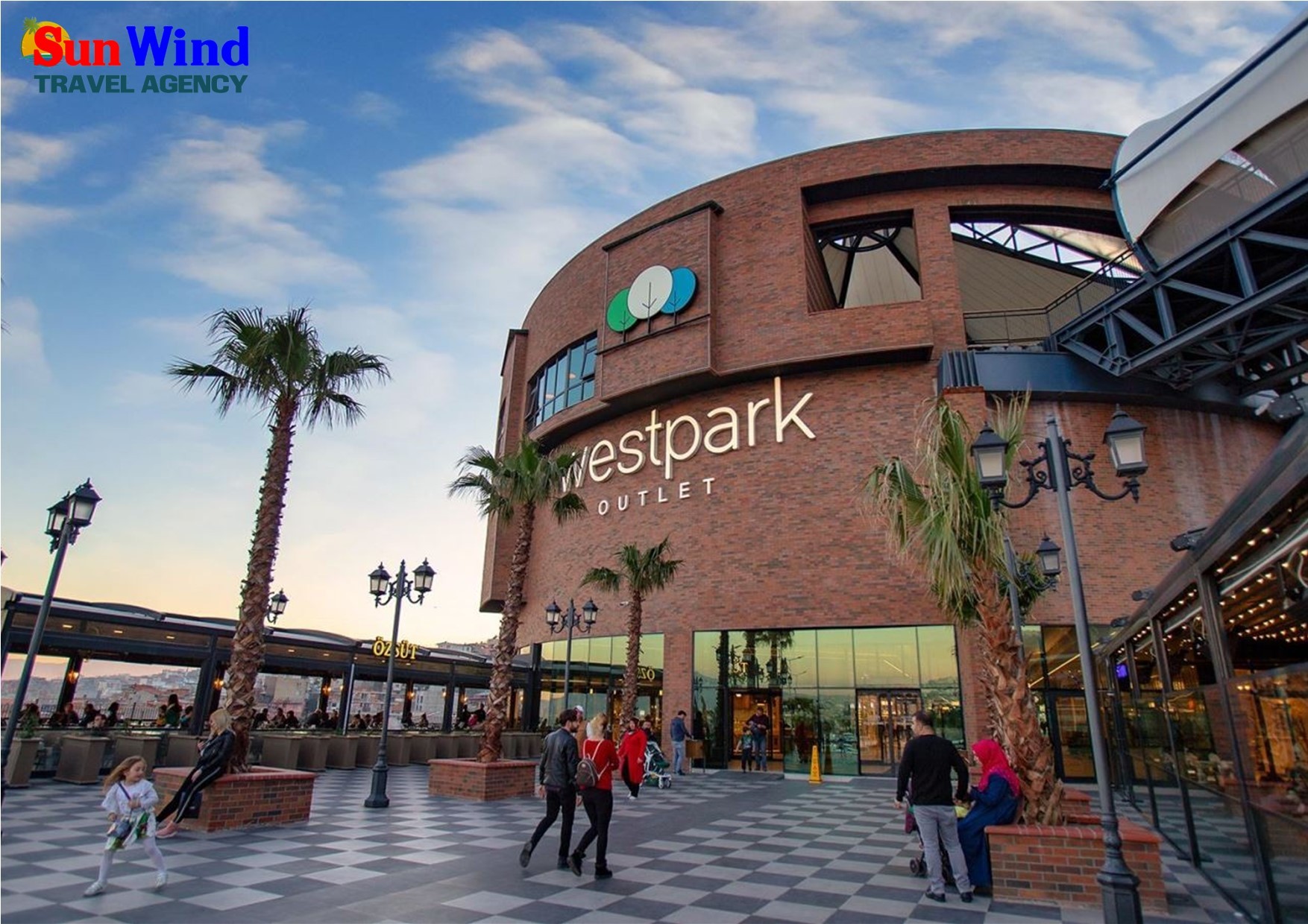 Izmir Funtastic Aquarium & West Park Outlet Shopping Tour (PrivateTour)