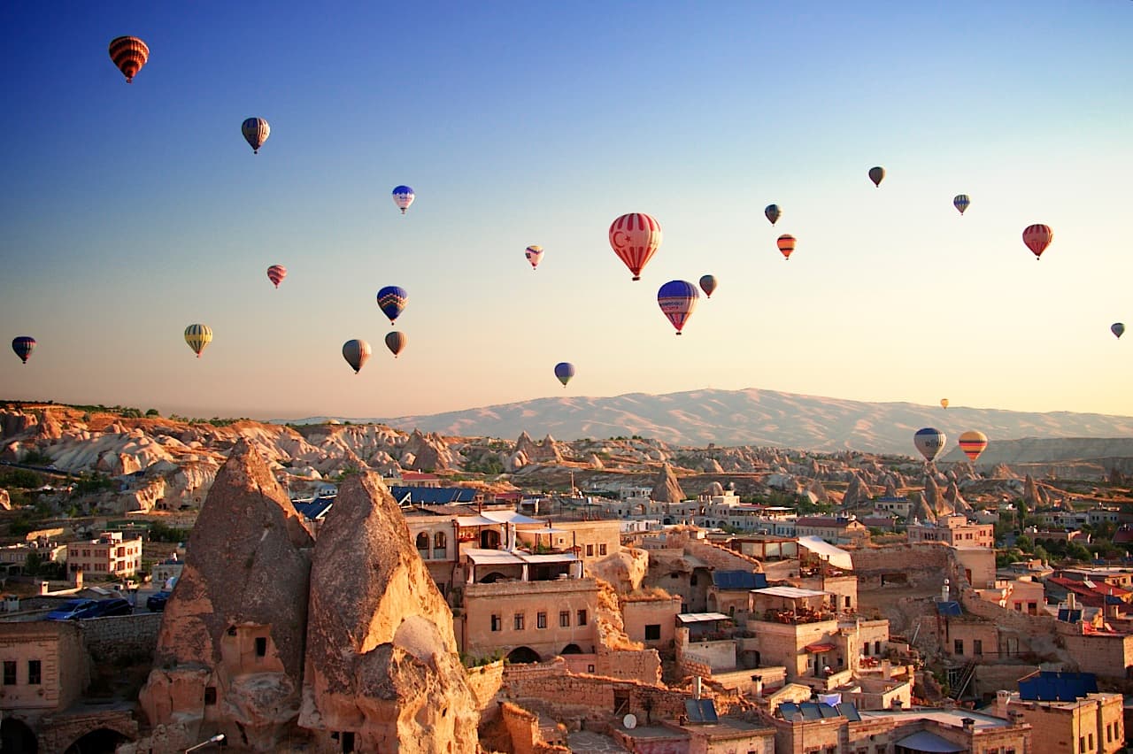 Cappadocia 3 Days / 2 Nights by Flight (Hot Air Balloon)